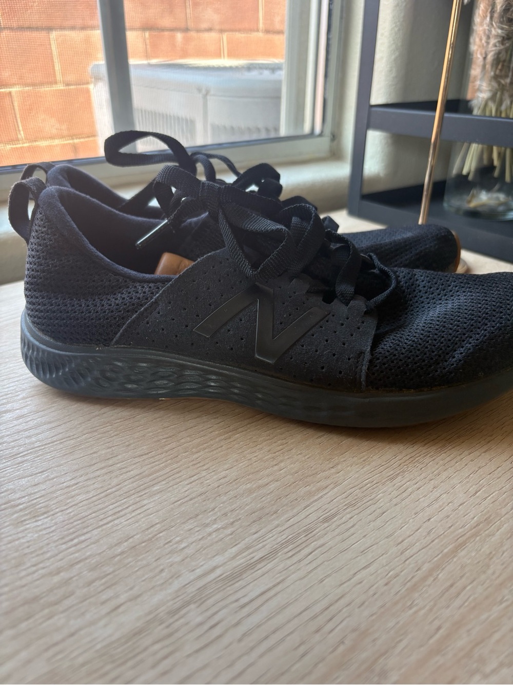 New Balance Women's Black Mesh Lace-Up Running Sneaker